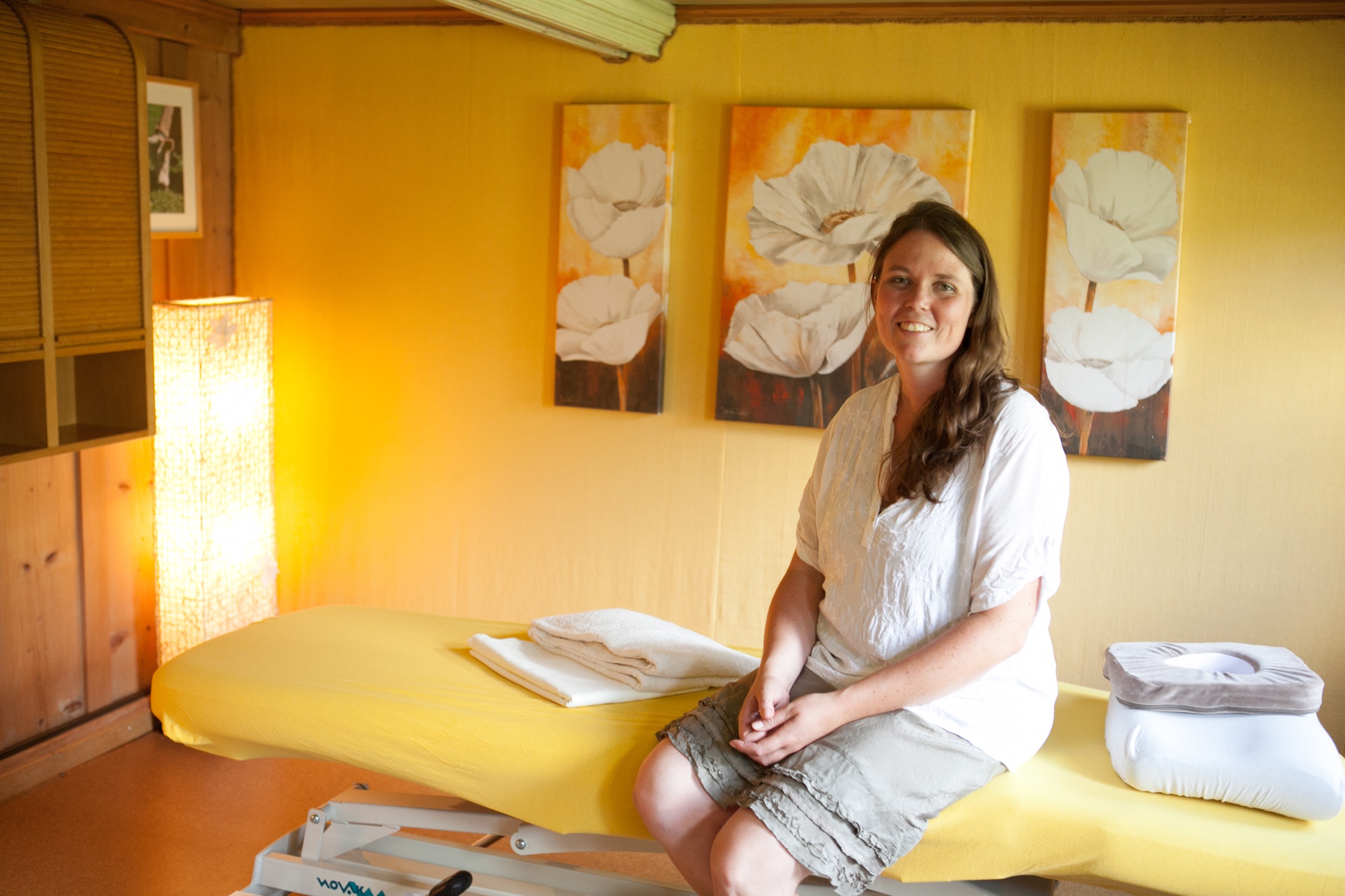 Esther dans le cabinet de naturopathie